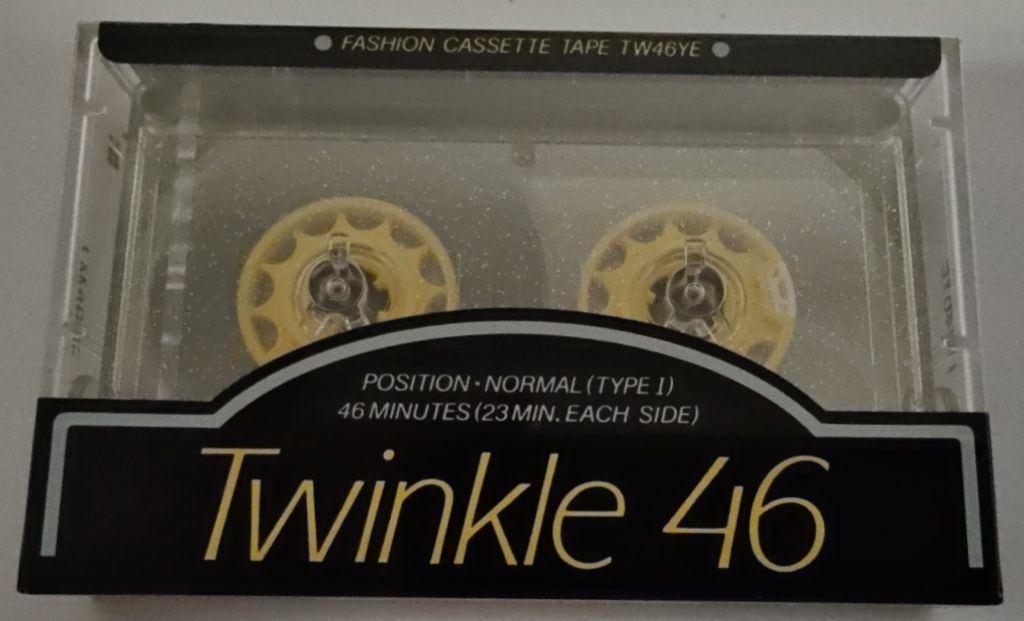 [Bild: Hitachi_Twinkle_46_01.jpg]